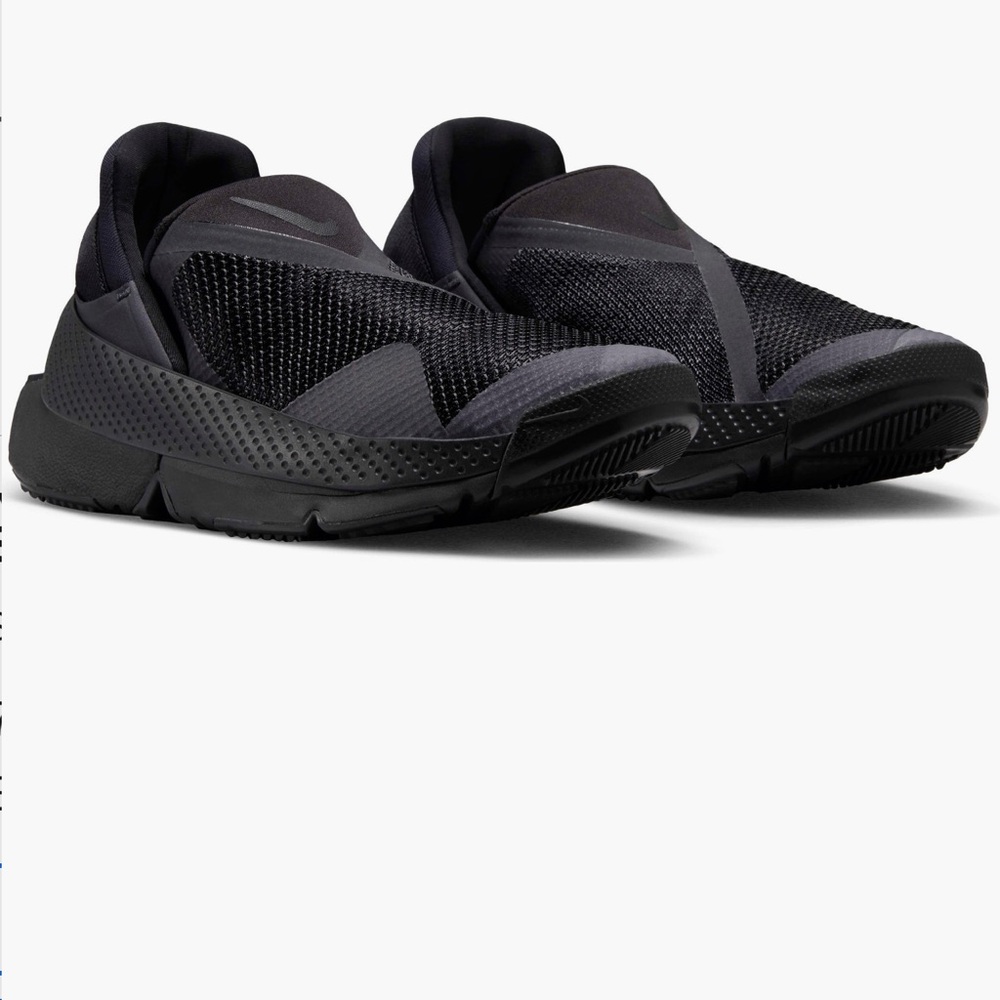 🔥🔥NIKE Go Flyease Slip-On Sneaker (Women)